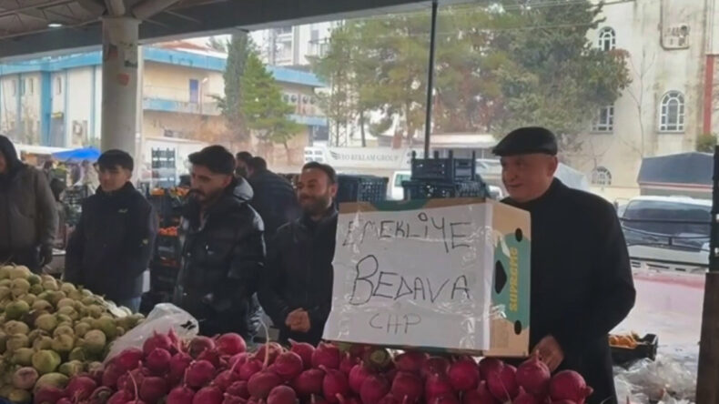 Tezgahta Ne Kadar Varsa Satın Aldı, Emekliye Bedava Dağıttı