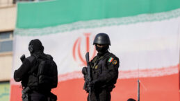 Trump, İran'a Olası Askeri M&uuml;dahale Se&ccedil;eneklerini G&ouml;zden Ge&ccedil;iriyor