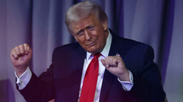 Trump: Venezuela bize 50 milyon varil petrol teslim edecek