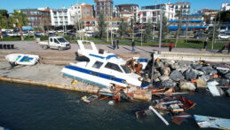 Tuzla'daki Fırtınanın Etkileri G&uuml;n Y&uuml;z&uuml;ne &Ccedil;ıktı