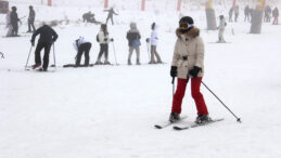 Uludağ'da Saatlik Eğitim 4 Bin TL