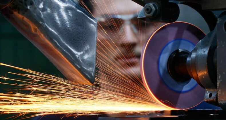 &Uuml;cretli &Ccedil;alışan Sayısı Kasım'da Arttı