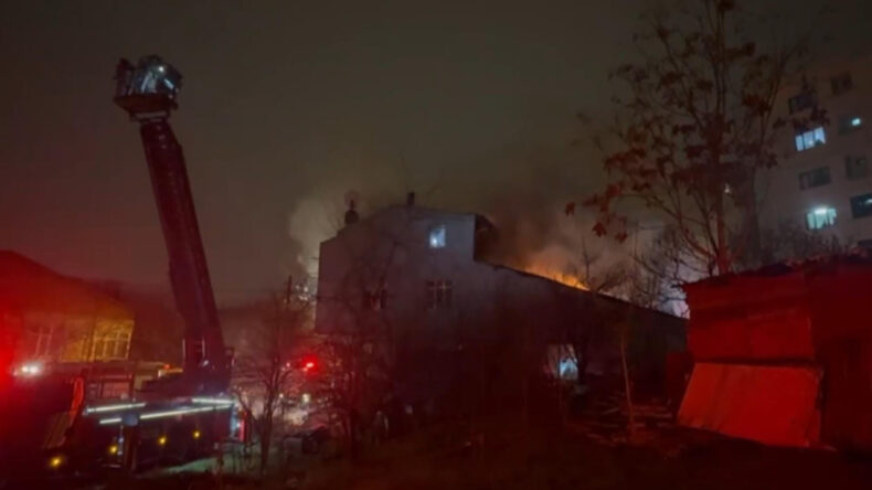 &Uuml;mraniye'de Yangın Faciası