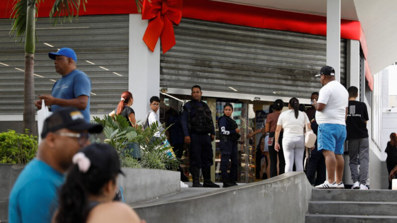 Venezuela'da Marketlere Yoğun İlgi