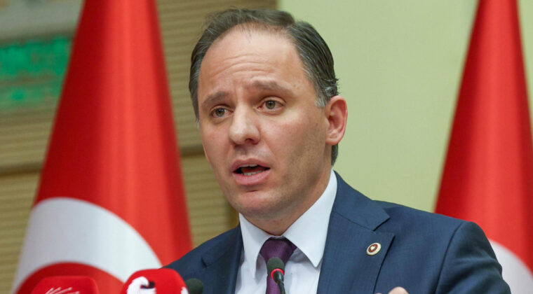 Yavuzyılmaz'dan Rosatom ile İmzalanan S&ouml;zleşmeye Tepki: "Bu T&uuml;rkiye&rsquo;nin Geleceğini Satmadır"