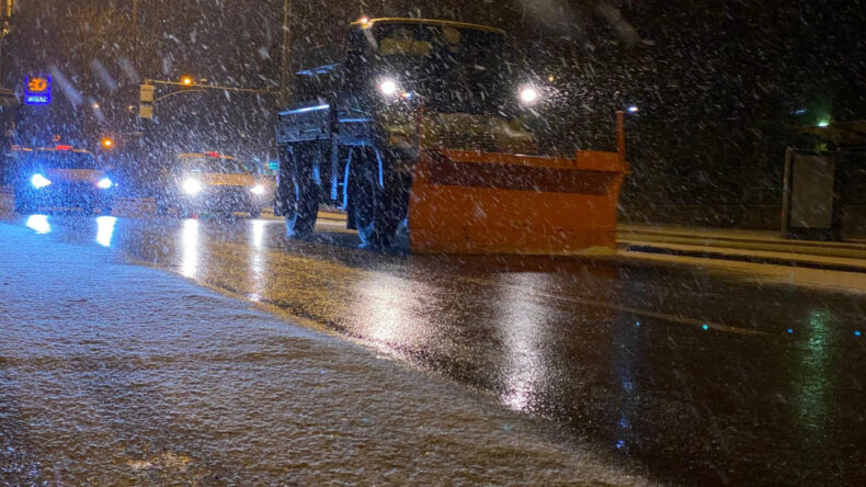 Yeni Yılda Ankara'ya Kar Yağdı