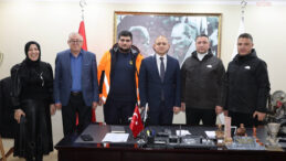 Yerde Bulduğu Parayı Polise Teslim Etti