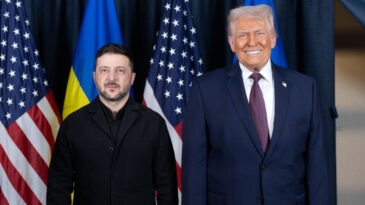 Zelenskiy ile Trump, Davos'ta Buluştu