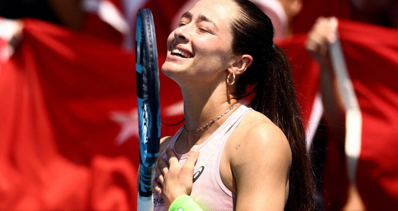 Zeynep S&ouml;nmez Avustralya A&ccedil;ık'ta Tarihi Başarı: Bir İlk Ger&ccedil;ekleştirmek &Uuml;zere