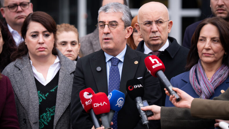 'Umut Davası' Ertelendi