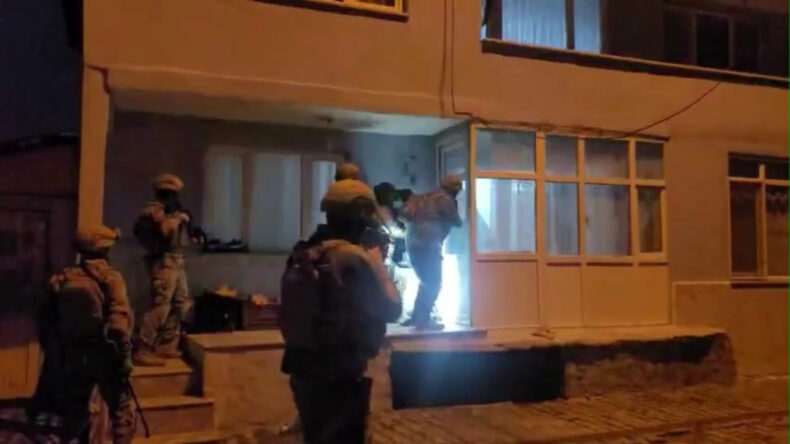 100 Milyon TL'lik Tefecilik Operasyonu: 2 Kişi Tutuklandı