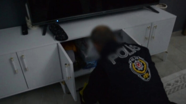 15 Milyar TL'lik Dolandırıcılık: 73 G&ouml;zaltı