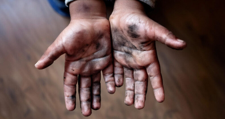 2025'te En Az 94 &Ccedil;ocuk İş&ccedil;i Hayatını Kaybetti