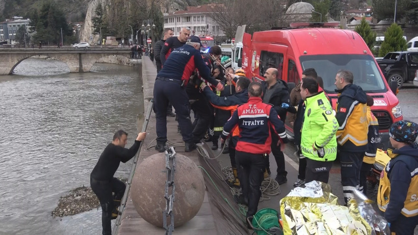 Araç çarpışması