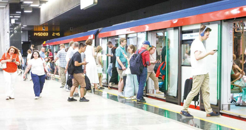 30 Yaşını Aşanların Evden &Ccedil;ıkamaması Sorunu