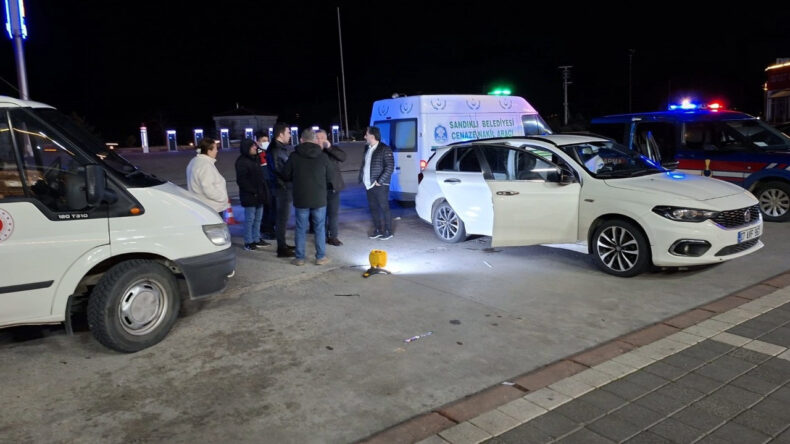 5 G&uuml;n Boyunca Park Halinde Kalan Ara&ccedil;tan Ceset &Ccedil;ıktı