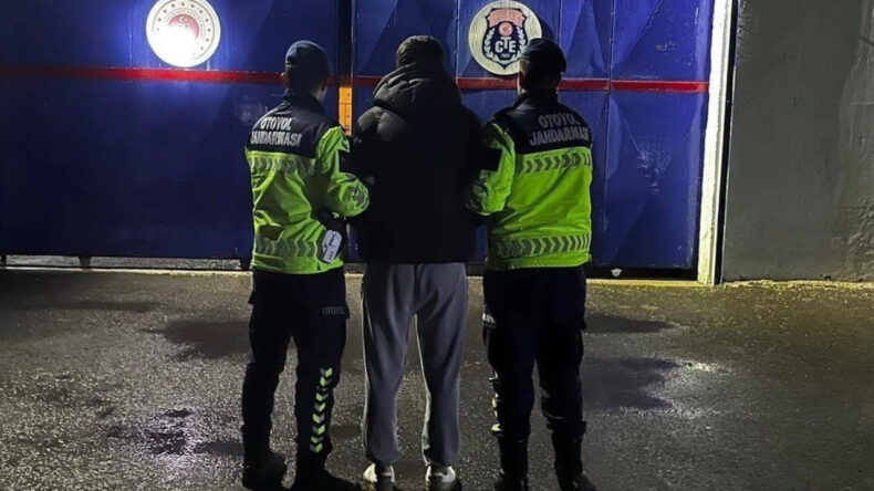 9 Ayrı Suçtan Aranan Kişi, Arkadaşının Kimliğiyle Yakalandı