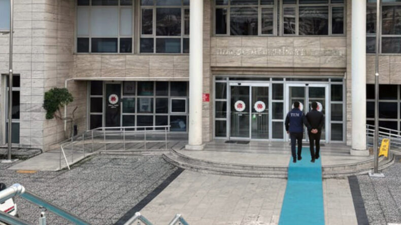 9 Yıldır Aranan Emniyet M&uuml;d&uuml;r&uuml; Yakalandı