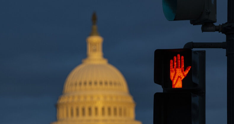 ABD B&uuml;t&ccedil;esi Ocak Ayında 95 Milyar Dolar A&ccedil;ık Verdi