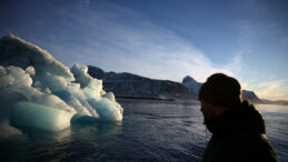 ABD, Gr&ouml;nland'a Hastane Gemisi G&ouml;nderiyor