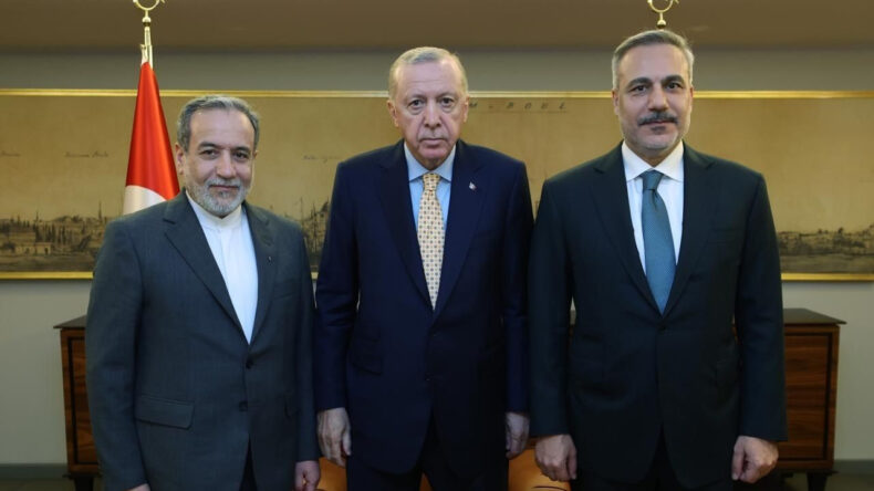 ABD-İran İlişkilerinde Türkiye Rol Alıyor: Uranyum İçin Seçenek Masada