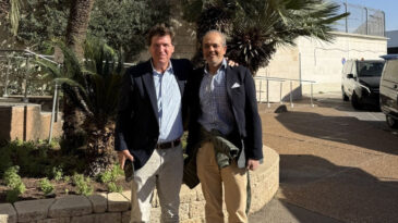 ABD'li &uuml;nl&uuml; sunucu: İsrail'de g&ouml;zaltına alındım