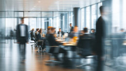 ABD'ye İş İ&ccedil;in G&ouml;&ccedil; Etmek İsteyenlere Olumsuz Gelişmeler