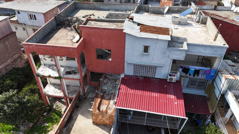 Ağır Hasarlı Bina Endişelendiriyor