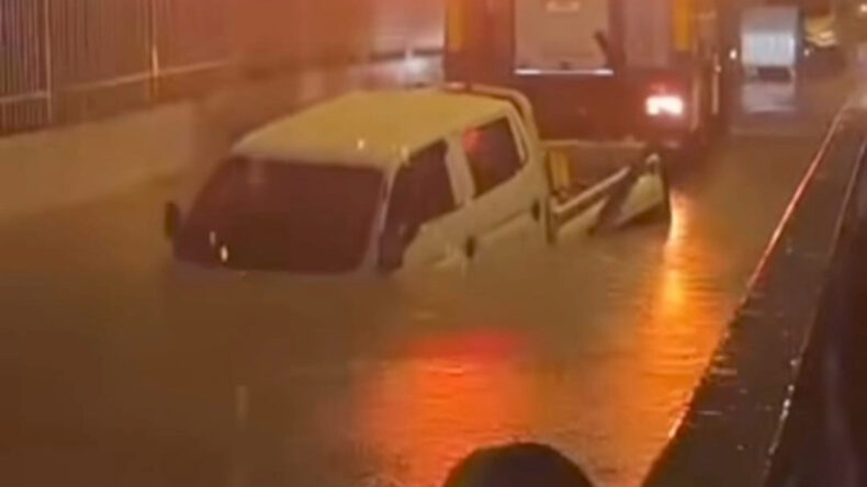 Alt Ge&ccedil;itte Mahsur Kalan S&uuml;r&uuml;c&uuml; Hayatını Kaybetti