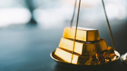 Altının kilogram fiyatı 7 milyon 489 bin 999 liraya y&uuml;kseldi