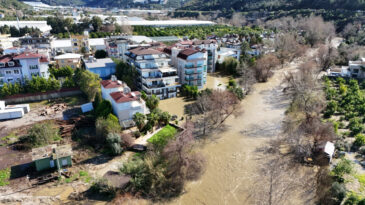 Antalya'da Baraj Felaketi: Evler Boşaltıldı