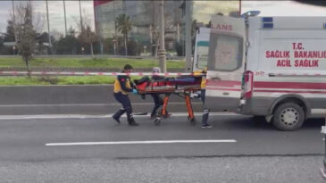 Aracından İndikten Sonra Hayatını Kaybetti