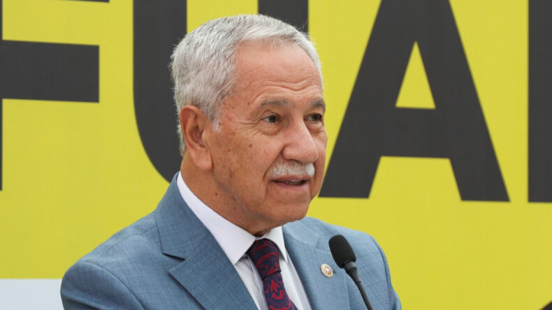 Arın&ccedil;: Erdoğan, Bah&ccedil;eli'den Daha Az Adil Değil