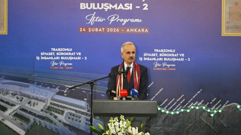 Bakan Uraloğlu Duyurdu: Hızlı Tren Seyahati 2 Saate İnecek