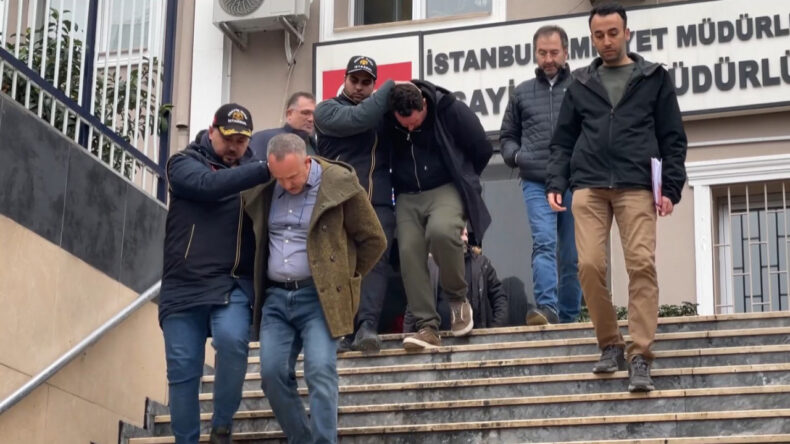 Bakırköy'de Cezayirli İki Kişi, Rus Turisti Soydu