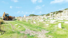 Beton Mikserleri Antik Kentte Tartışma Yarattı