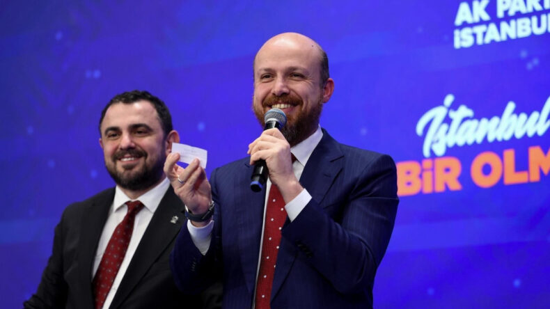 Bilal Erdoğan: Oğlu olduğum i&ccedil;in &ccedil;ok şanslıyım