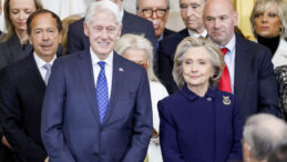 Bill Clinton'ın Meydan Okuması: Cevaplar Halkın &Ouml;n&uuml;nde Olmalı!