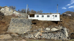 Bir Haftalık Yağış Felakete Yol A&ccedil;tı: Ev Oturulamaz Hale Geldi