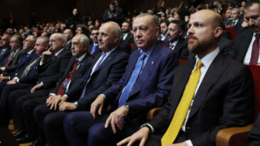 Bloomberg'den Dikkat &Ccedil;eken Analiz: Erdoğan'ın Yerine Kim Ge&ccedil;ecek?