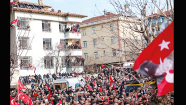 Bu Fotoğraf Değişimin İpu&ccedil;larını Sunuyor