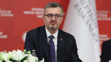 Burhanettin Duran: Devletimiz Gereken &Ouml;nlemleri Almaktadır