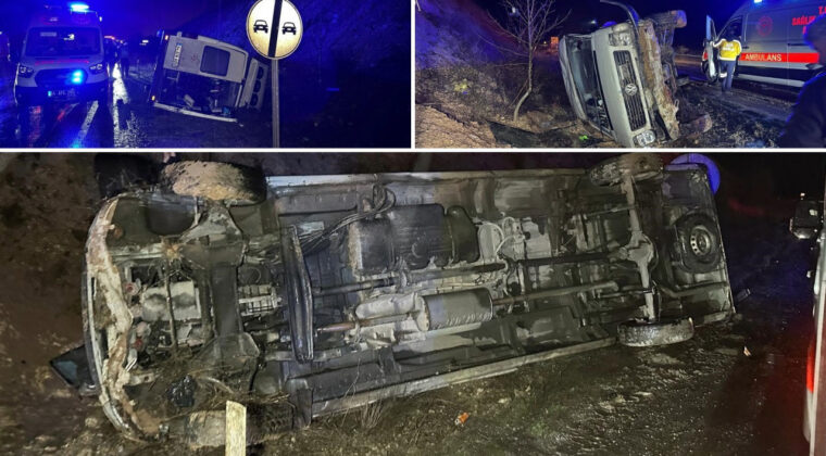 İş&ccedil;i Servisi Şarampole Devrildi: 17 Kişi Yaralandı