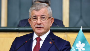 Davutoğlu Vasiyetini A&ccedil;ıkladı