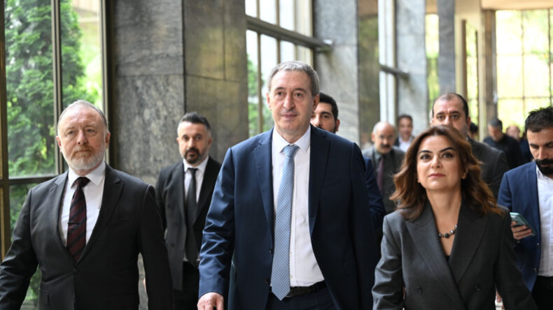 DEM Parti Yalanladı: Tartışılmadı