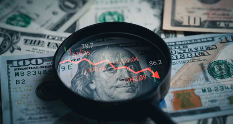 Dolarda Sınırlı Y&uuml;kseliş Devam Ediyor