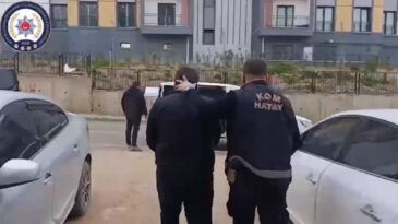 D&ouml;nmezler Su&ccedil; &Ouml;rg&uuml;t&uuml;ne Y&ouml;nelik Operasyon: 12 Kişi Tutuklandı
