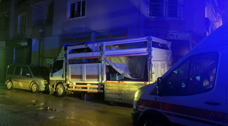 D&ouml;rd&uuml;nc&uuml; Kattan D&uuml;şen &Ccedil;ocuk Ağır Yaralı