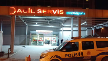 D&uuml;ğ&uuml;nde Silahlı Kavga: 8 Yaralı