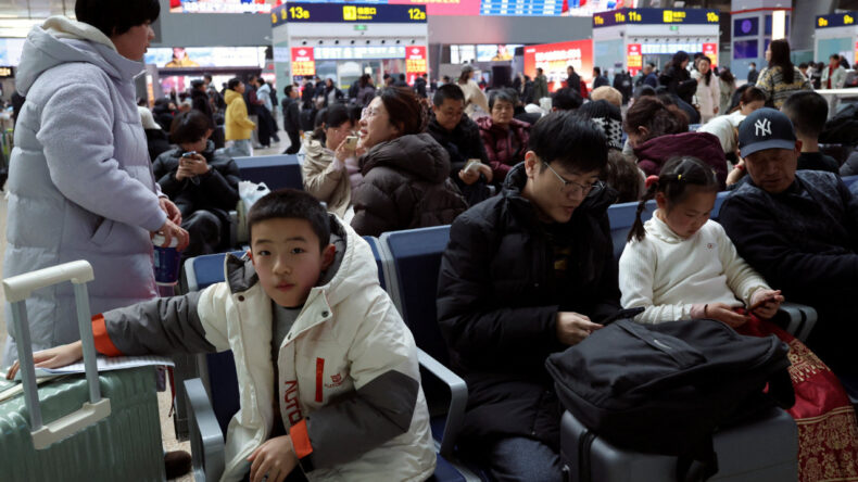 D&uuml;nyanın en b&uuml;y&uuml;k g&ouml;&ccedil;&uuml;: 7 g&uuml;nde 1.4 milyar kişi yollara d&uuml;şt&uuml;